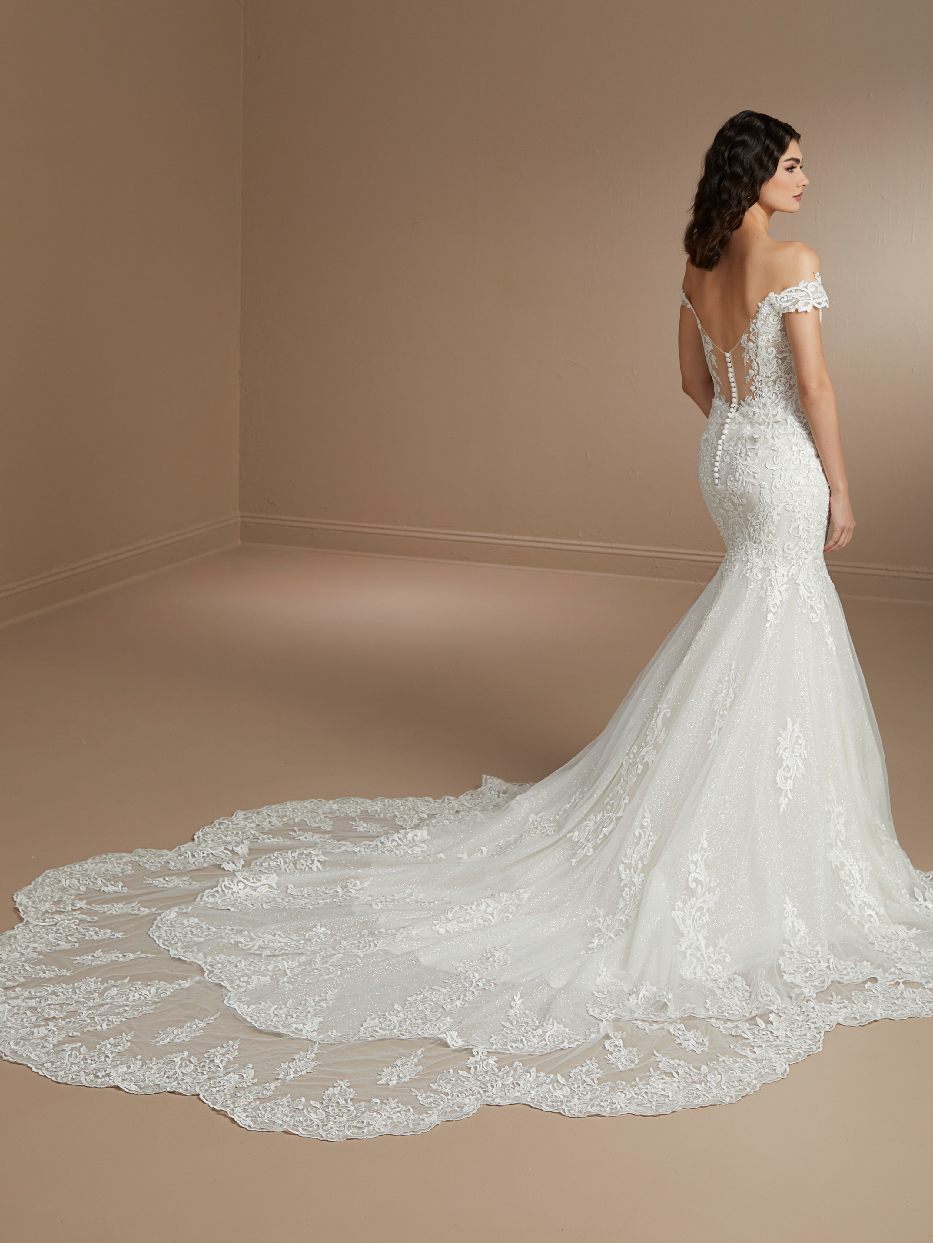 15859